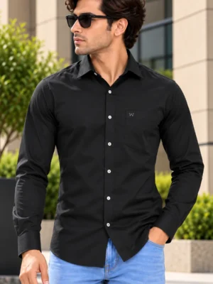 locust-black-shirt